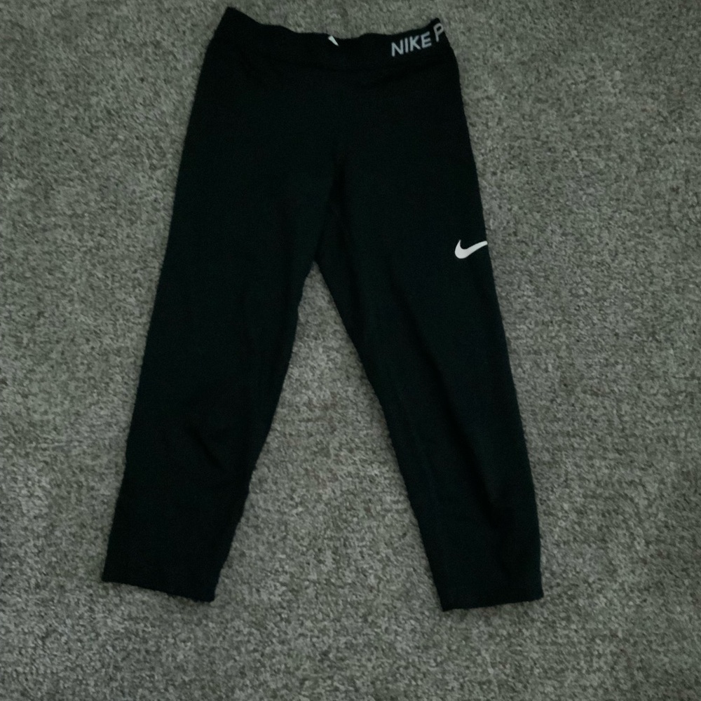 Girls Black Nike Pro Capri Leggings